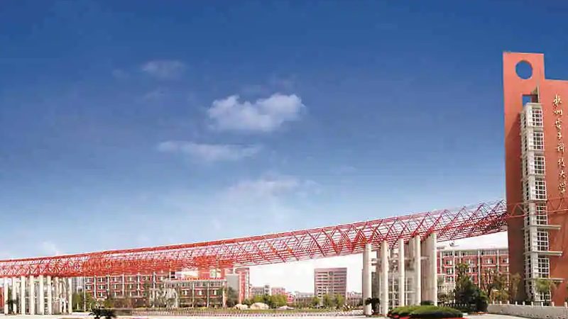 电脑主板电容选型：揭秘高品质电容的奥秘