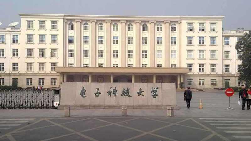 圆形连接器型号揭秘：数字背后的技术密码